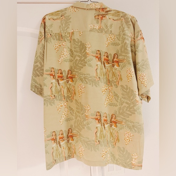 Tommy Bahama, Vintage Olive Hula Dancer Shirt - Picture 2 of 3